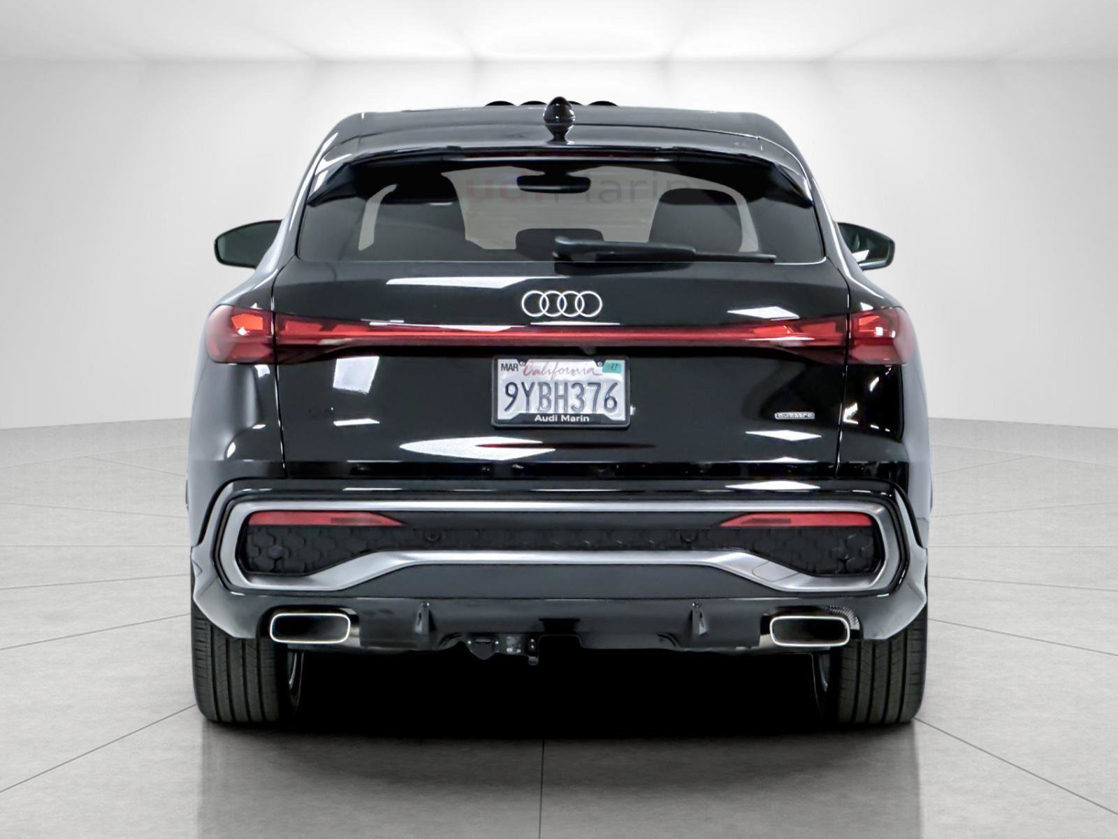 Used 2025 Audi Q5 Prestige w/ 20" Wheel Package AWD/4WD image 4