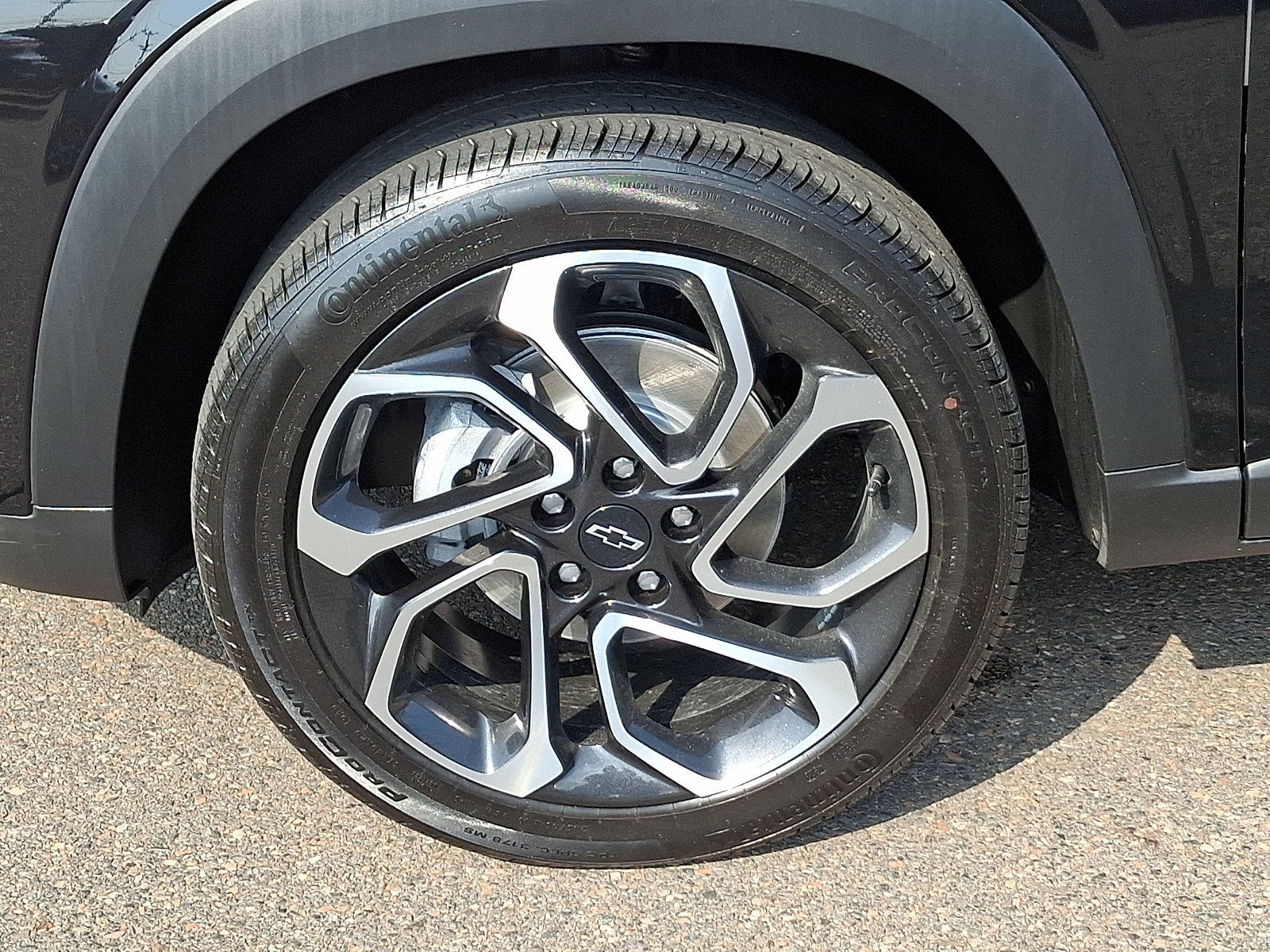 Used 2025 Chevrolet Trax RS w/ Driver Confidence Package FWD image 8