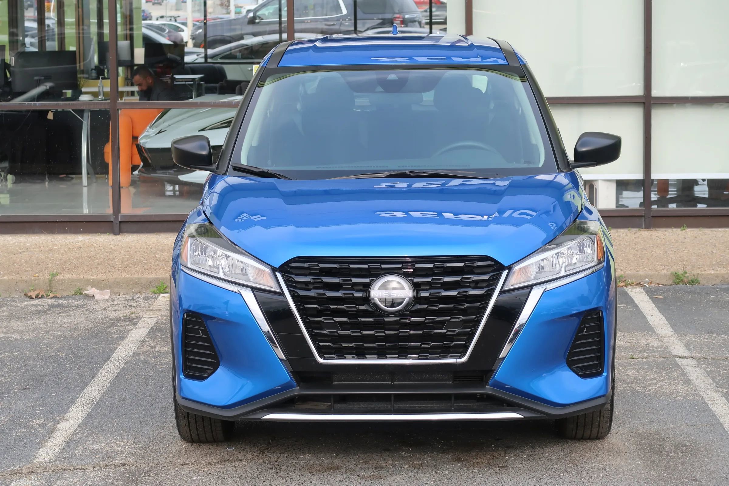 Used 2024 Nissan Kicks S image 4