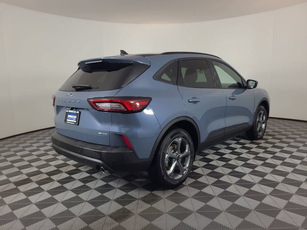 New 2026 Ford Escape ST-Line w/ Tech Pack #1 AWD/4WD image 3