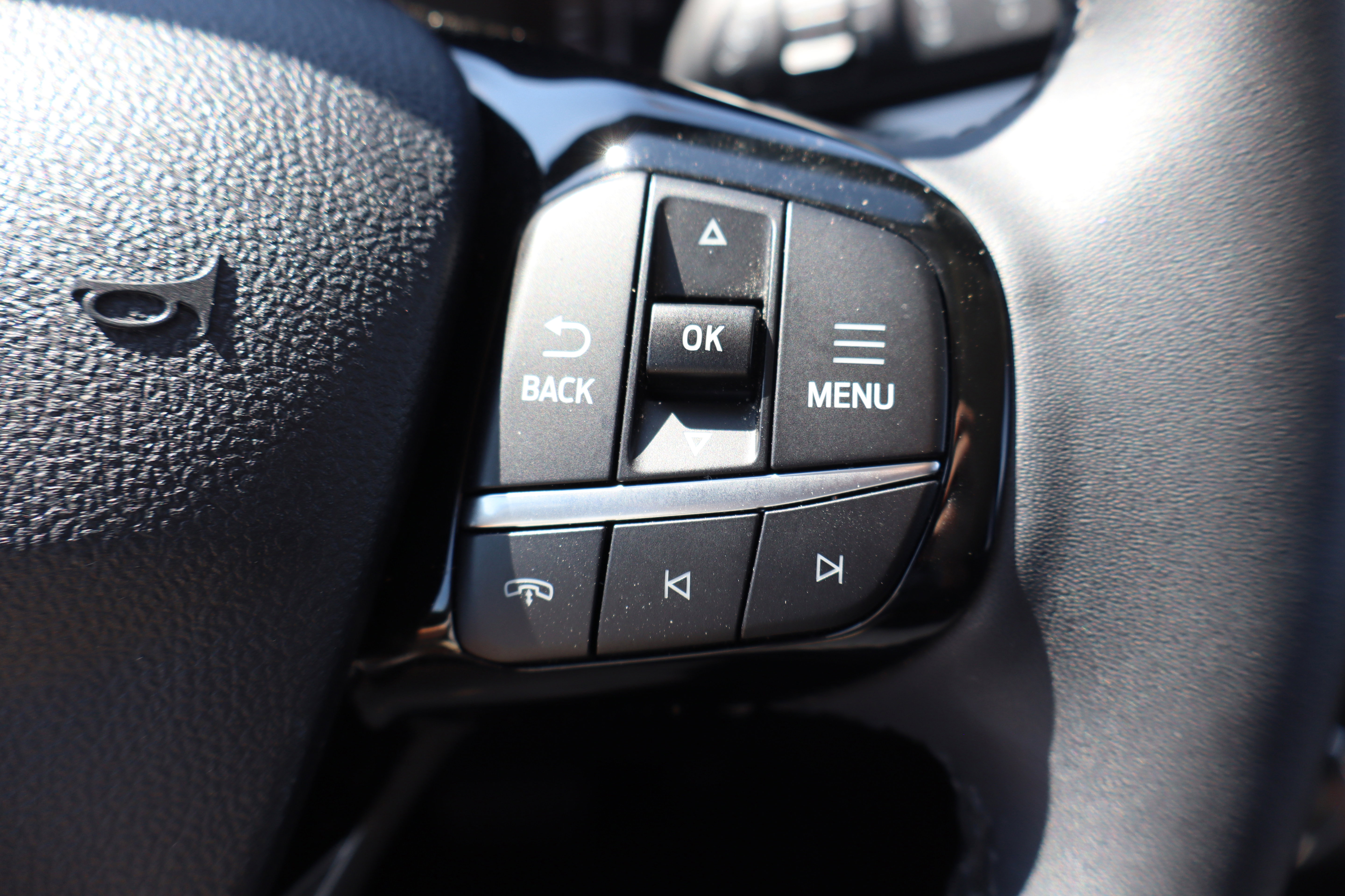 Used 2023 Ford Escape Active image 17