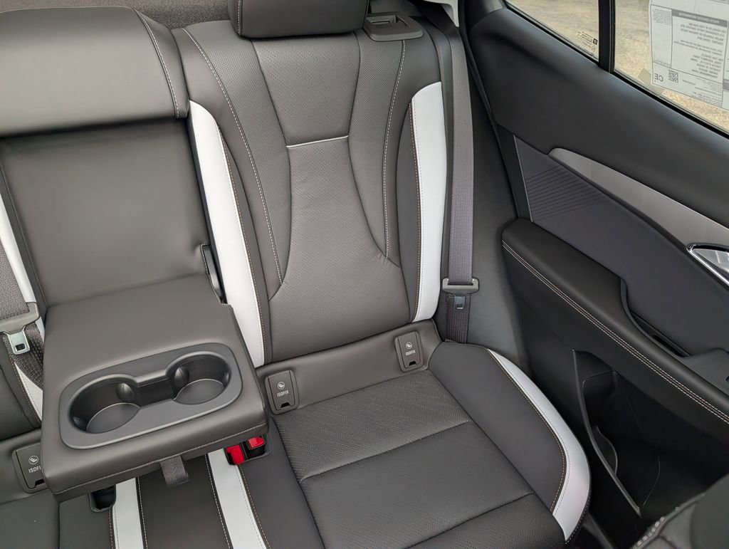 New 2025 Buick Envision Sport Touring image 33