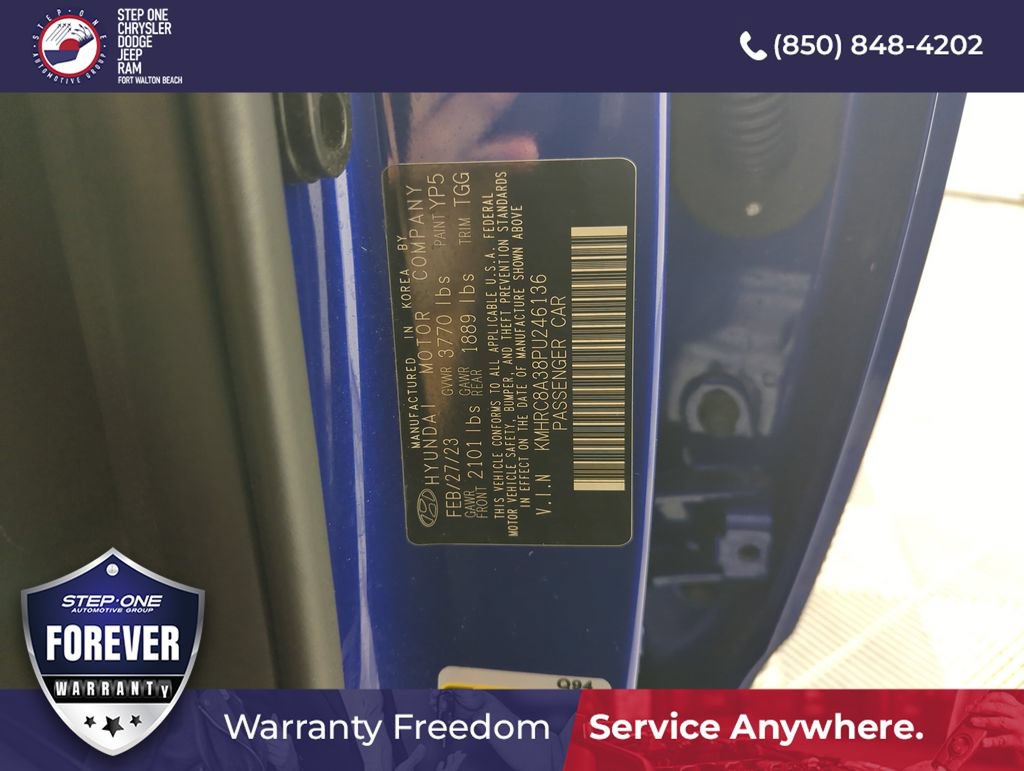 Used 2023 Hyundai Venue SEL FWD image 39