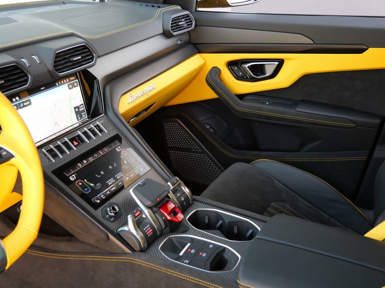 Used 2024 Lamborghini Urus S AWD/4WD image 16