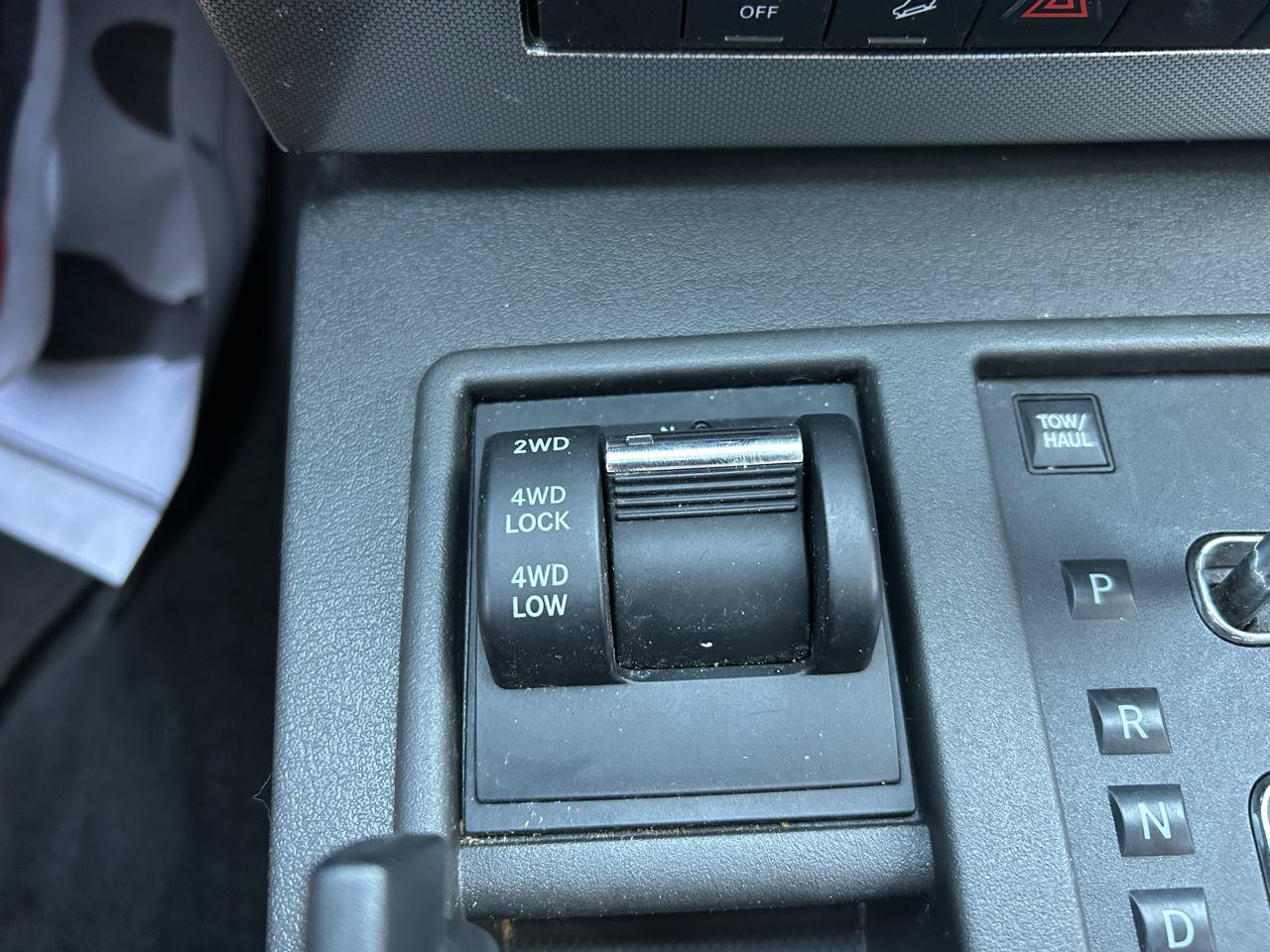 Used 2010 Jeep Liberty Sport w/ Popular Equipment Group AWD/4WD image 23