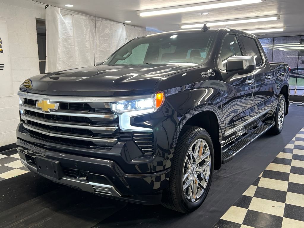 Used 2023 Chevrolet Silverado 1500 High Country w/ High Country Premium Package video 3