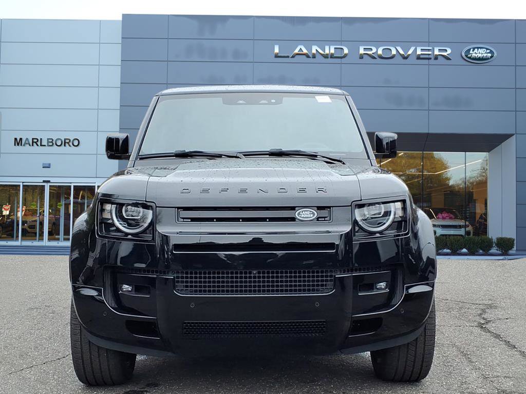 New 2026 Land Rover Defender 110 X-Dynamic SE image 8