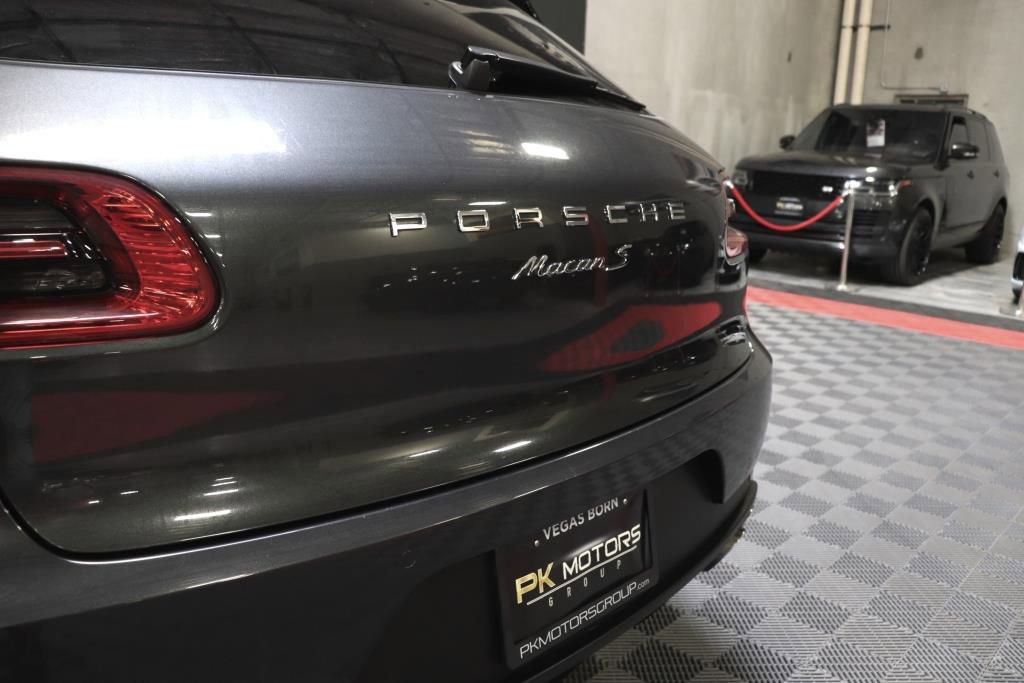 Used 2017 Porsche Macan S image 6