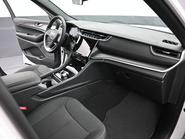 New 2025 Jeep Grand Cherokee Laredo image 25