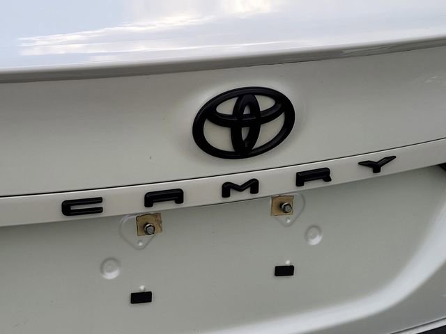 Used 2023 Toyota Camry XSE image 9