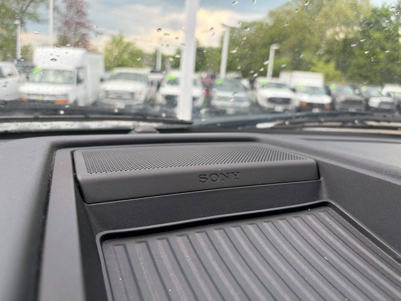 Used 2018 Ford F250 Platinum w/ Platinum Ultimate Package AWD/4WD image 37