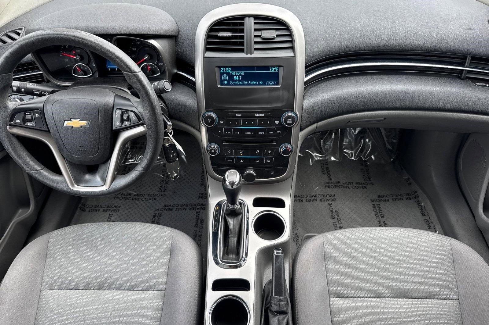 Used 2014 Chevrolet Malibu LS FWD image 16