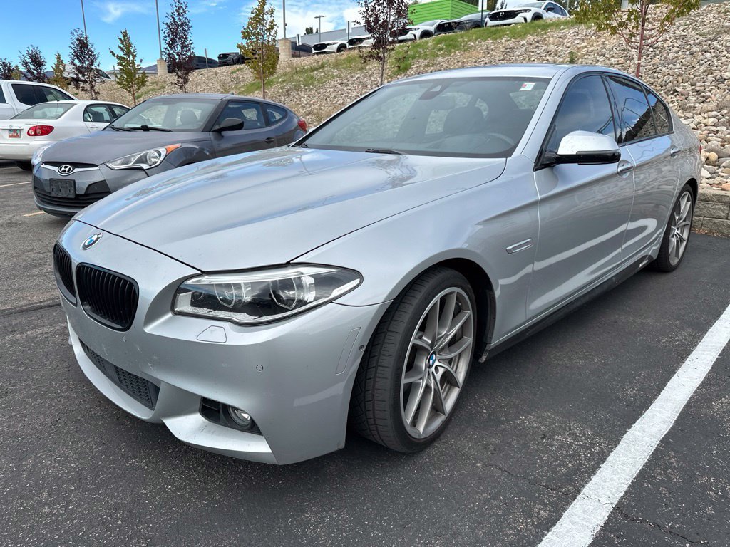 Used 2016 BMW 550i xDrive Sedan AWD/4WD image 1