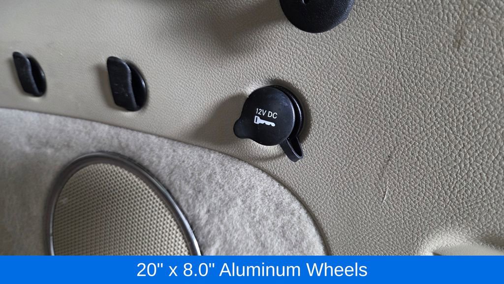 Used 2015 Jeep Grand Cherokee Overland w/ Advanced Technology Group image 13