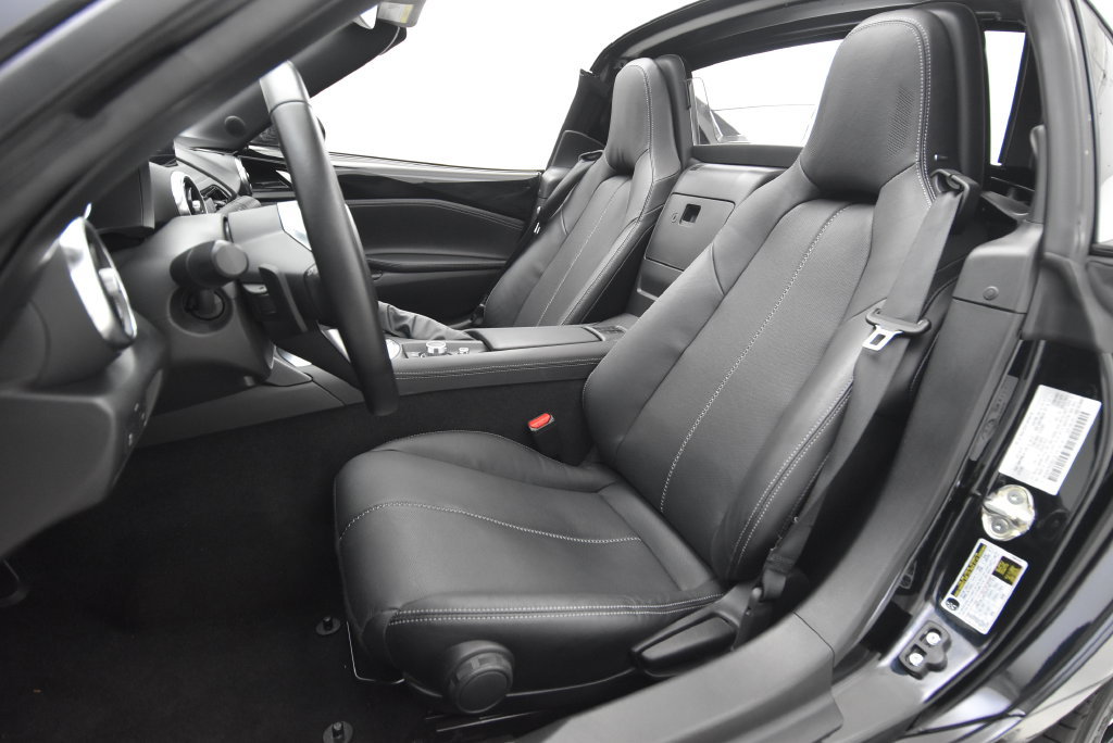Certified 2025 MAZDA MX-5 Miata RF Grand Touring RWD image 25