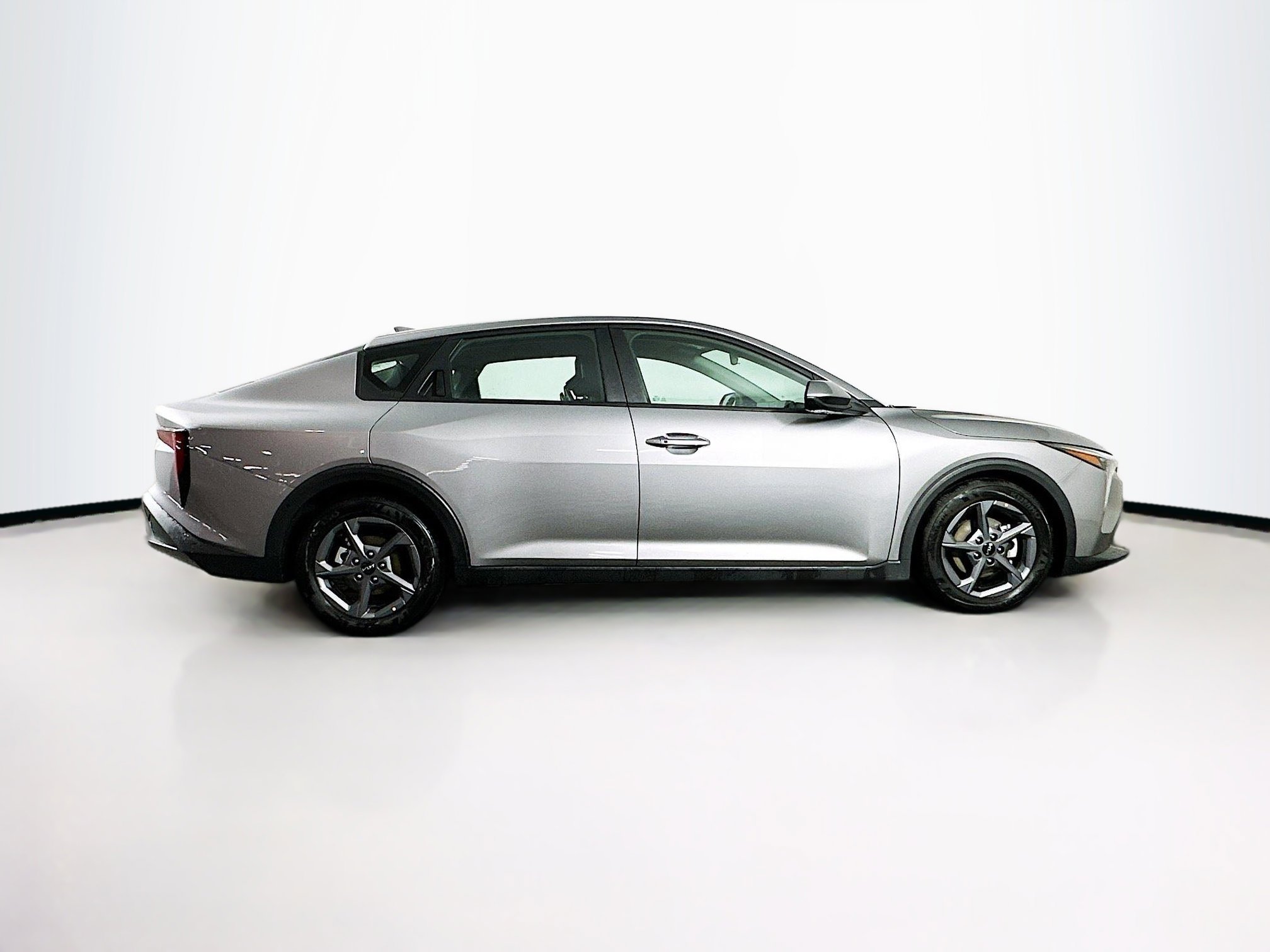 Used 2025 Kia K4 LXS image 10