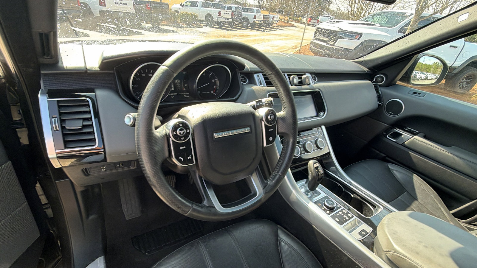 Used 2015 Land Rover Range Rover Sport Supercharged image 25
