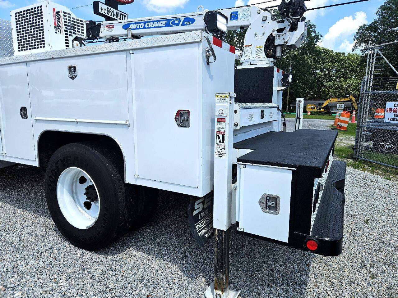 Used 2022 Ford F650 2WD Regular Cab Super Duty image 43