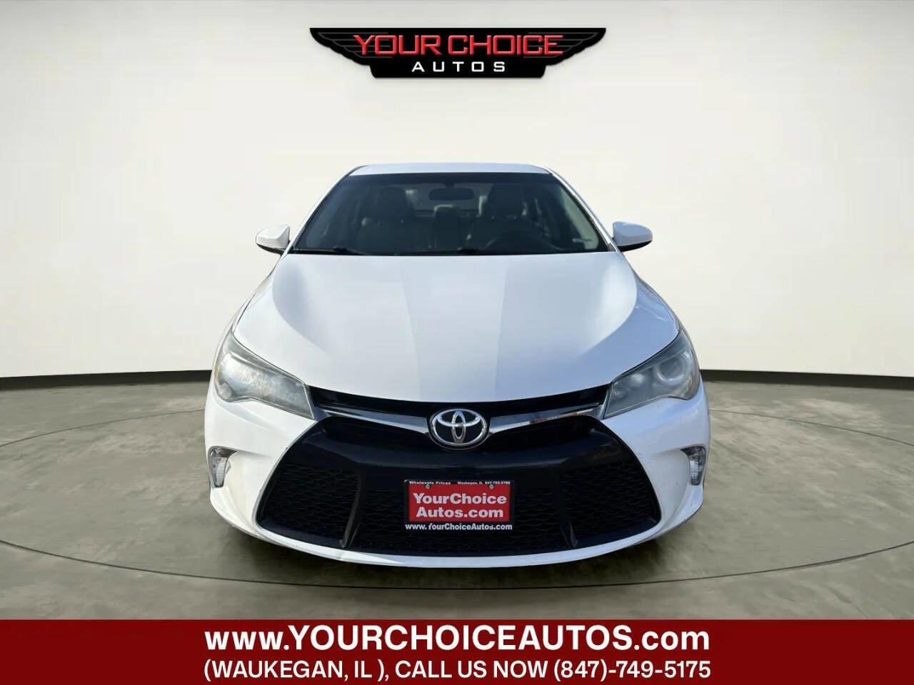 Used 2015 Toyota Camry SE FWD image 8