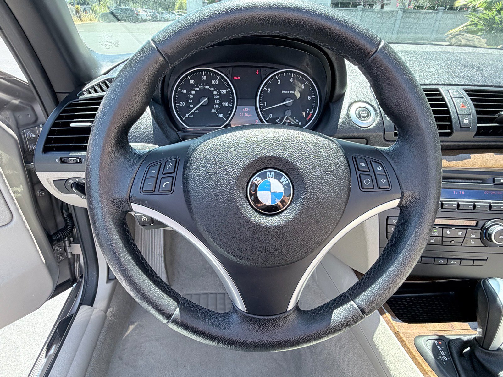 Used 2011 BMW 128i Convertible RWD image 17