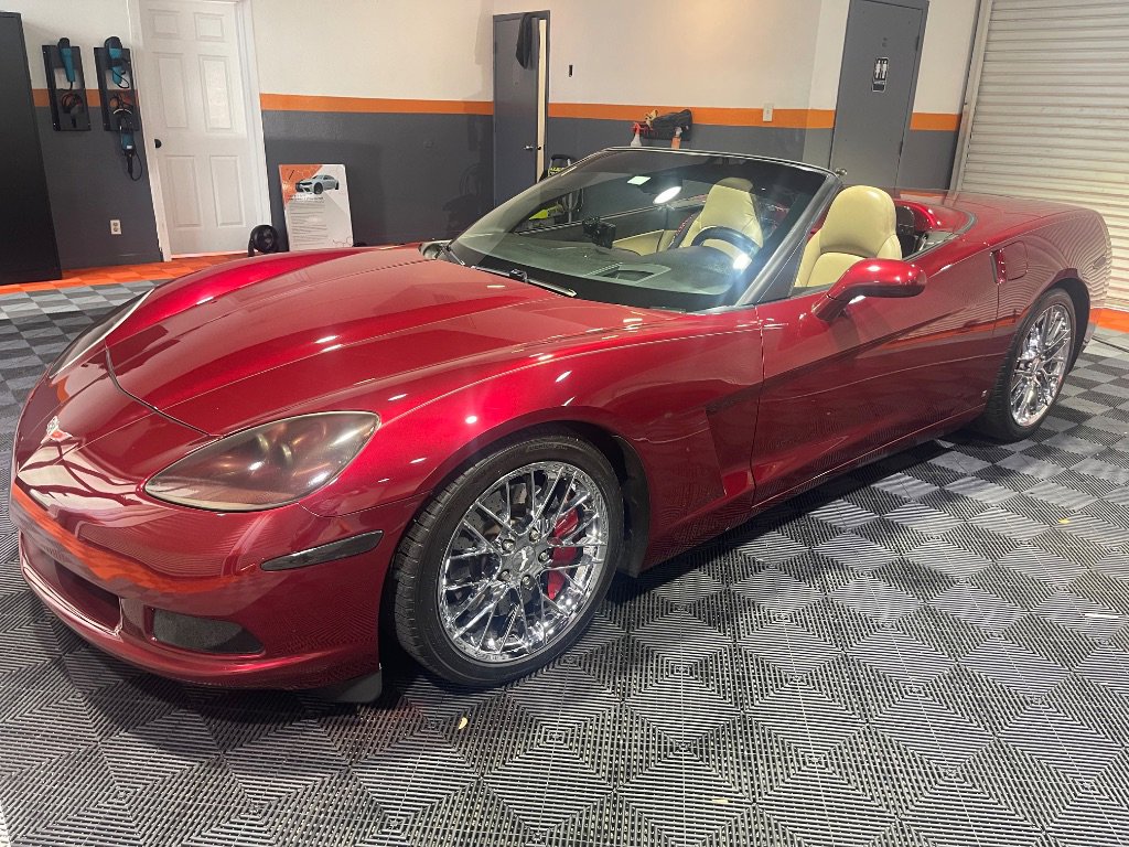 Used 2007 Chevrolet Corvette Convertible w/ Preferred Equipment Group image 17