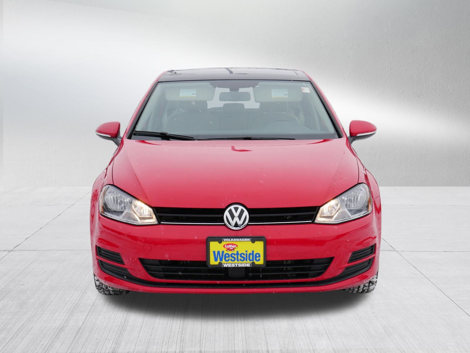 Used 2017 Volkswagen Golf Wolfsburg Edition image 2