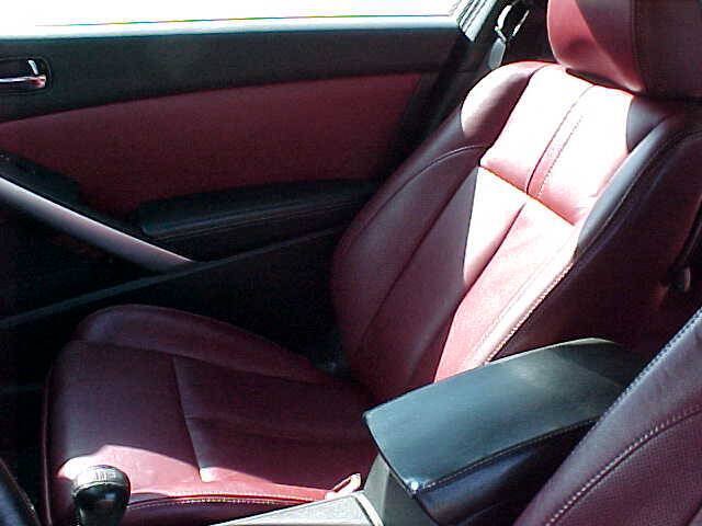 Used 2011 Nissan Altima 3.5 SR FWD image 18
