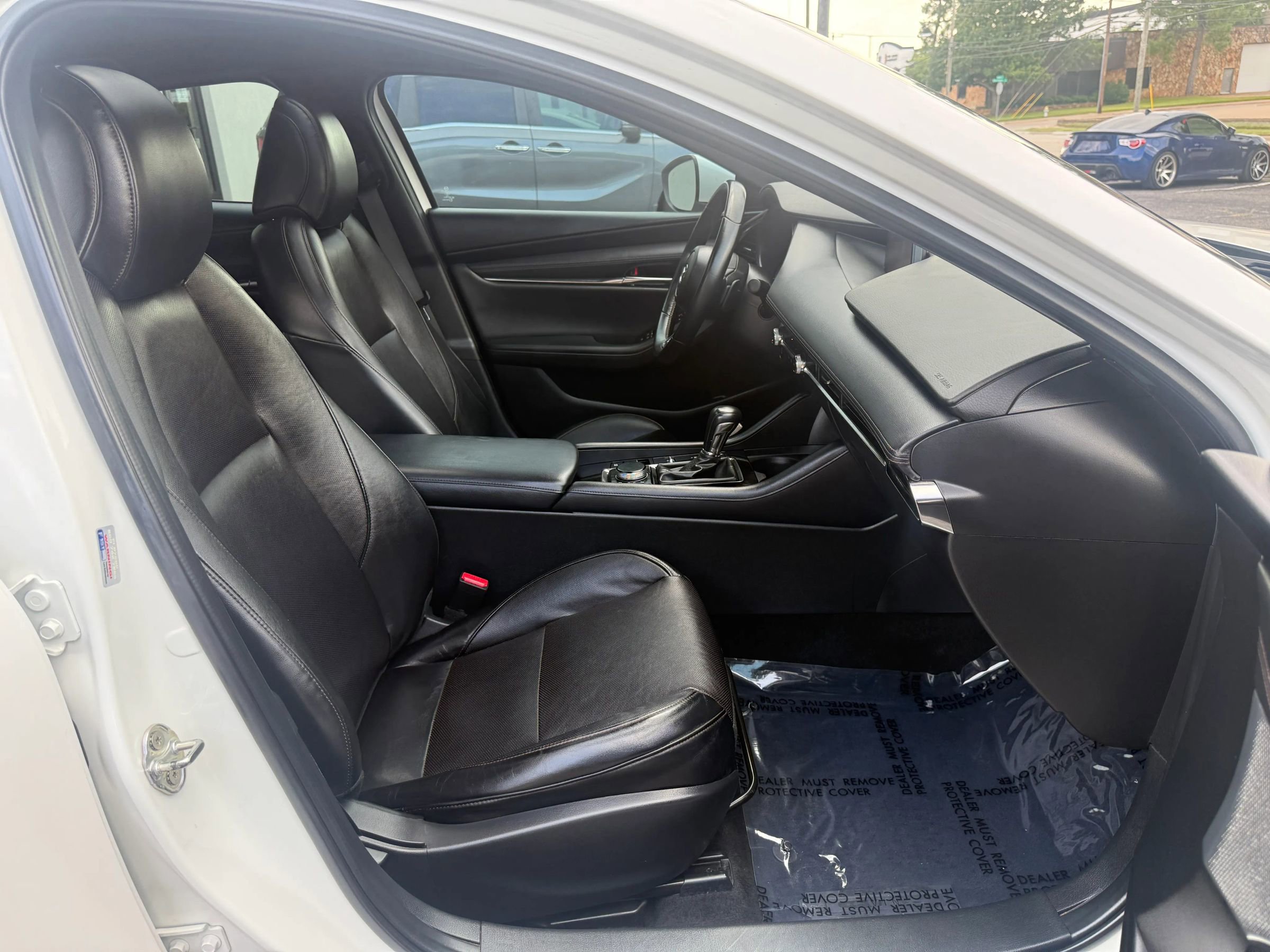 Used 2022 MAZDA MAZDA3 s image 12
