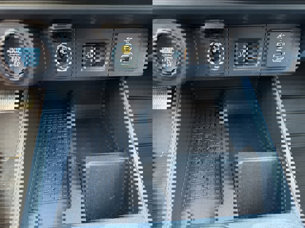 New 2025 Ford Maverick Lariat w/ Black Appearance Package image 22