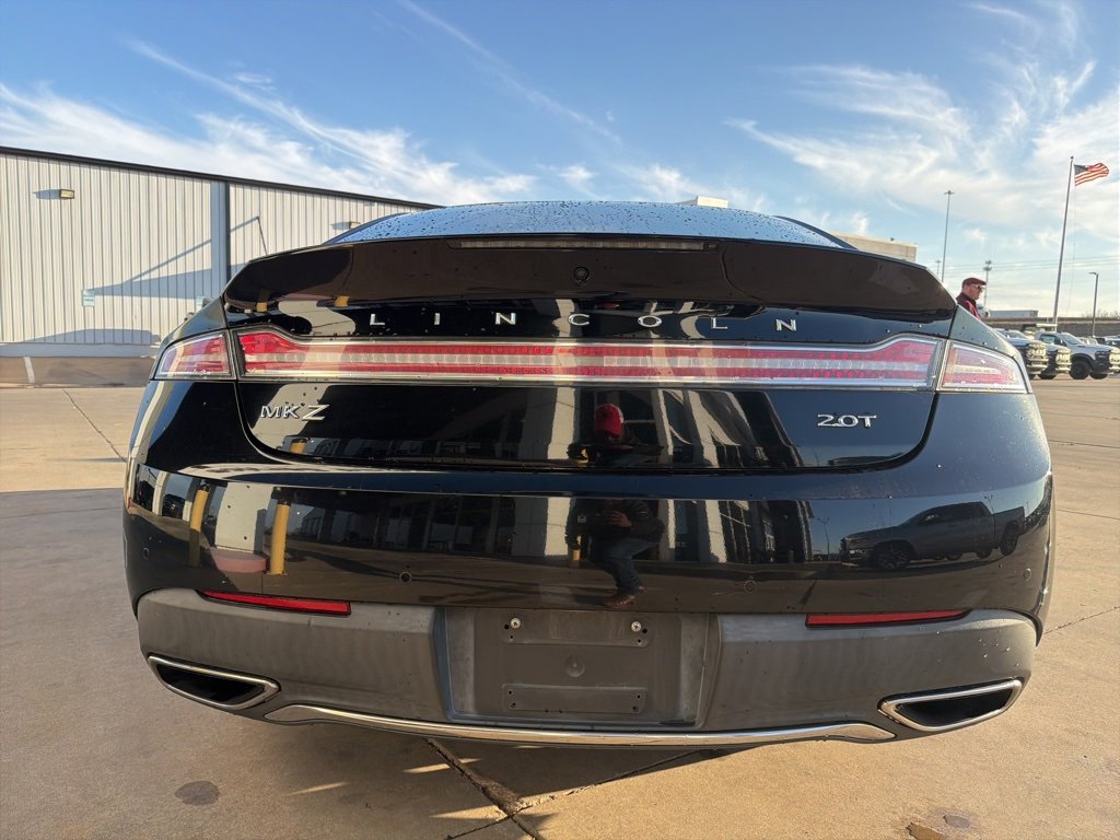 Used 2017 Lincoln MKZ Premiere image 3