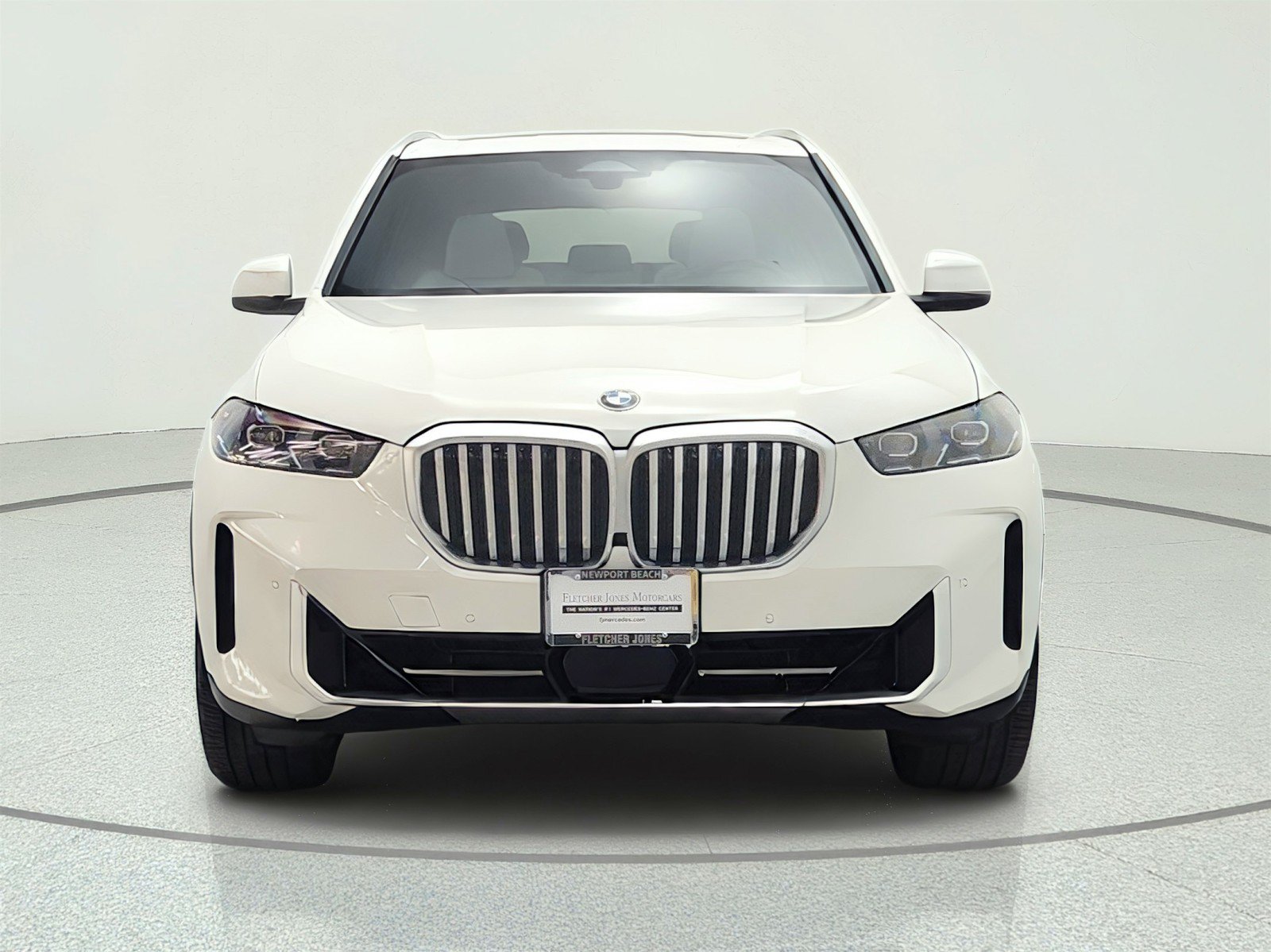 Used 2024 BMW X5 sDrive40i w/ Premium Package RWD image 2