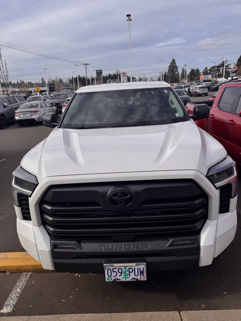 Used 2023 Toyota Tundra SR5 w/ SR5 Premium Package image 2