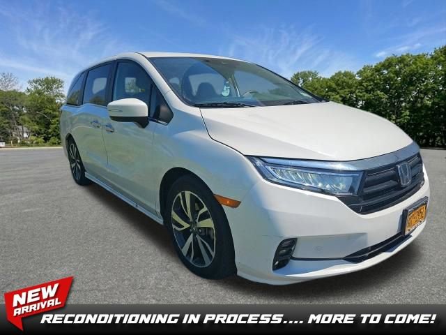 Used 2023 Honda Odyssey Touring image 1