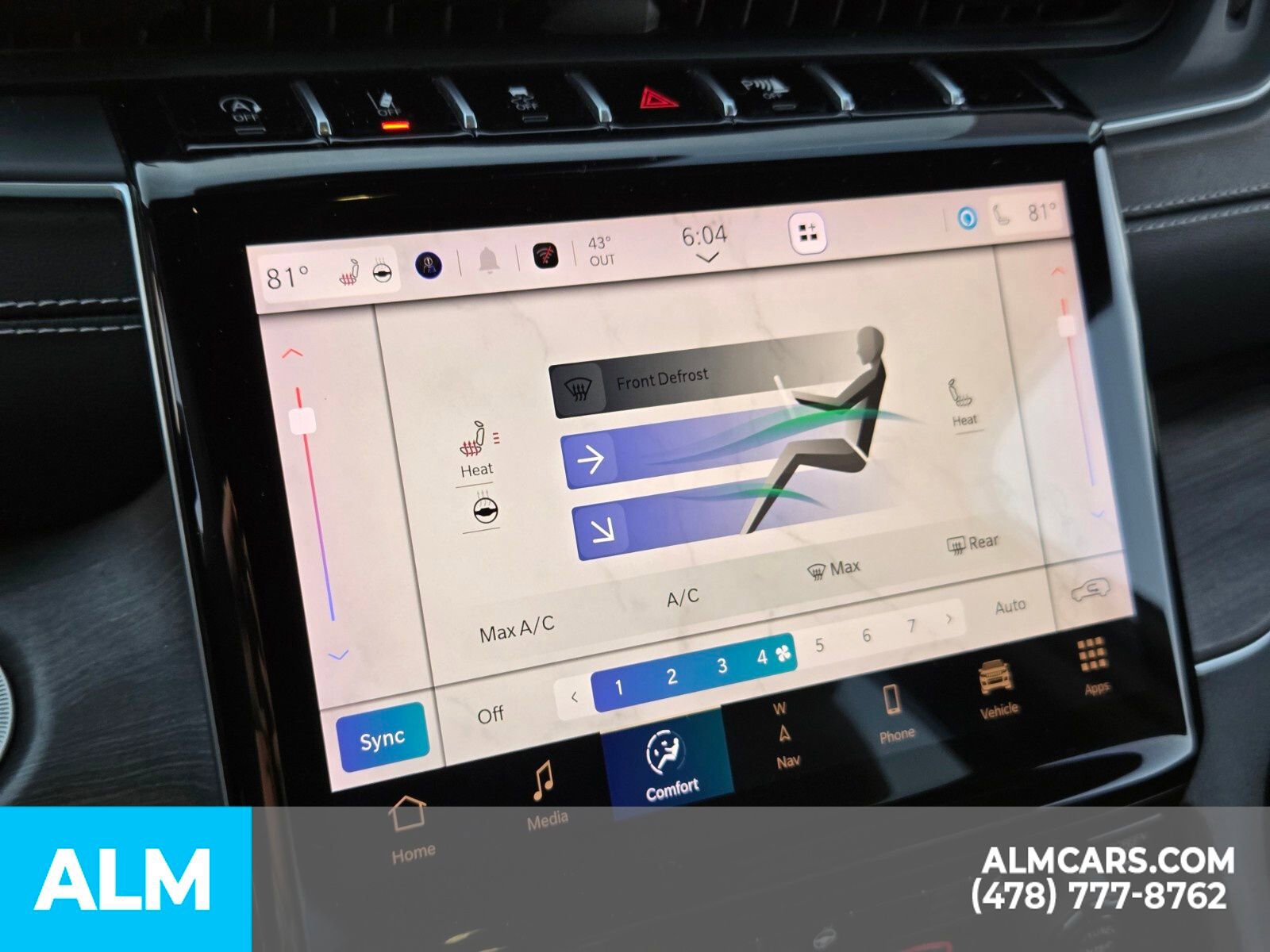 Used 2024 Jeep Grand Cherokee Limited image 21