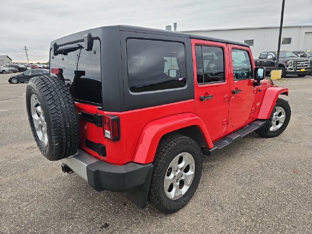 Used 2015 Jeep Wrangler Unlimited Sahara w/ Connectivity Group AWD/4WD image 5