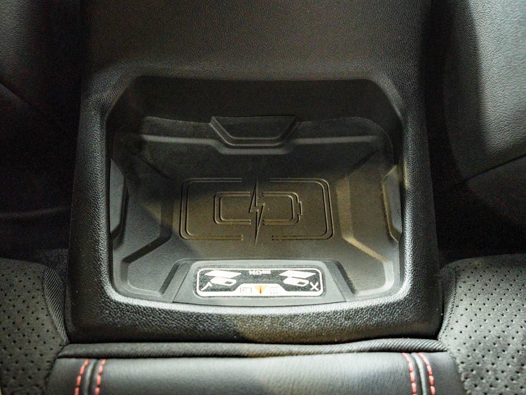 Used 2021 Chevrolet Camaro ZL1 RWD image 39