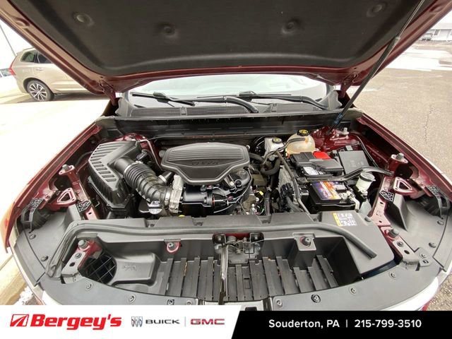 Used 2020 GMC Acadia SLT w/ Driver Alert Package II image 33