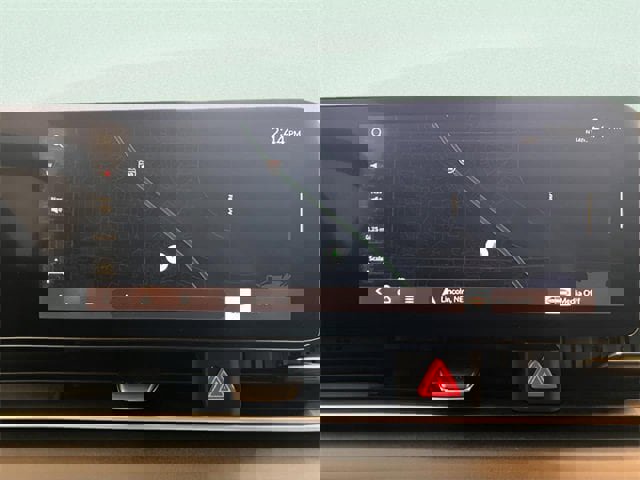 Used 2025 Kia Carnival EX image 19