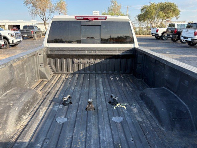 Used 2024 GMC Sierra 3500 Denali w/ Denali Reserve Package AWD/4WD image 7