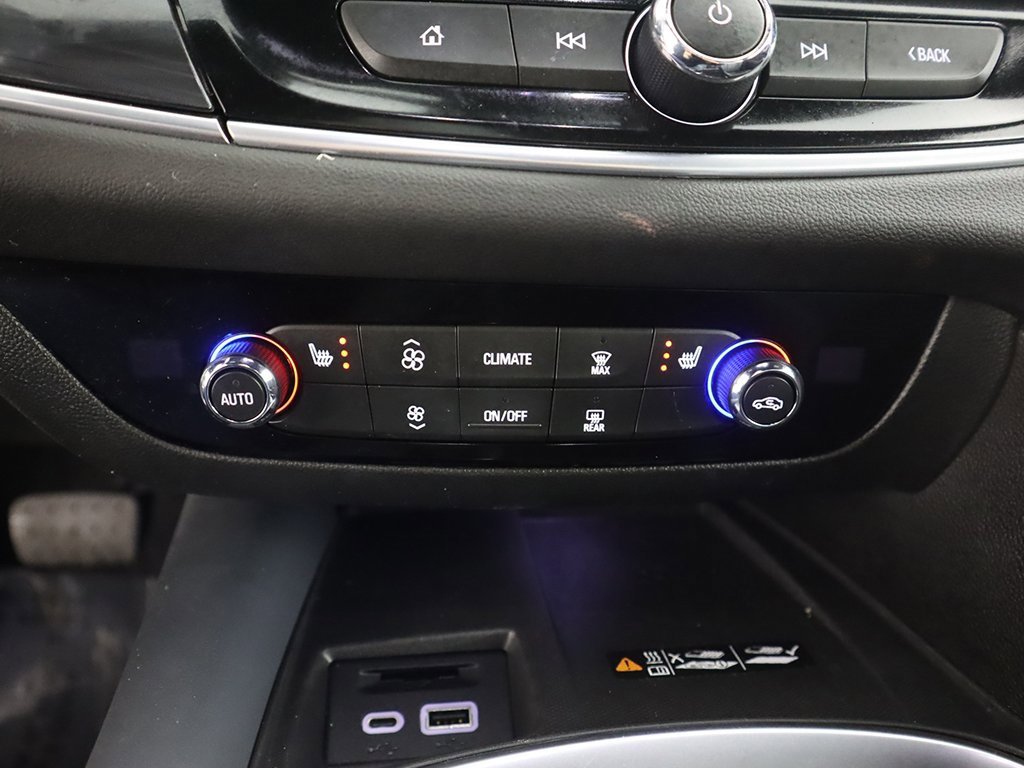 Used 2022 Buick Enclave Essence w/ Experience Buick Package image 50