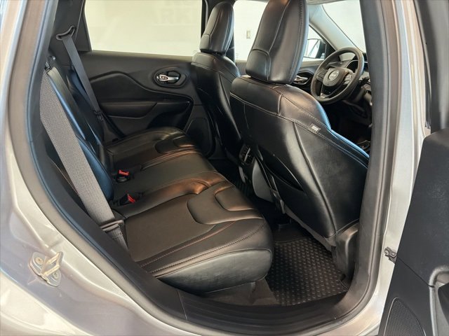 Used 2022 Jeep Cherokee Trailhawk w/ Comfort/Convenience Group image 36