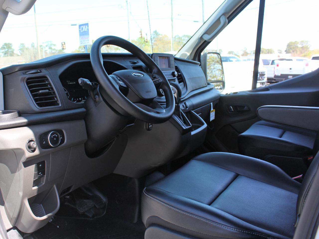 Used 2024 Ford Transit 350 image 28