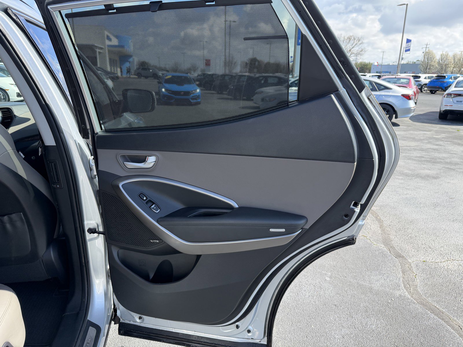 Used 2018 Hyundai Santa Fe Sport image 16