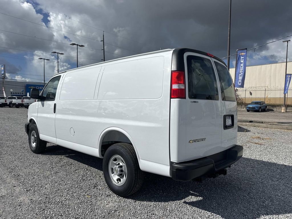 New 2025 Chevrolet Express 2500 w/ Enhanced Convenience Package image 5