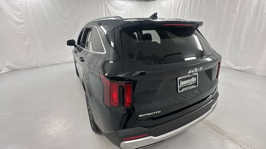 New 2026 Kia Sorento S image 5