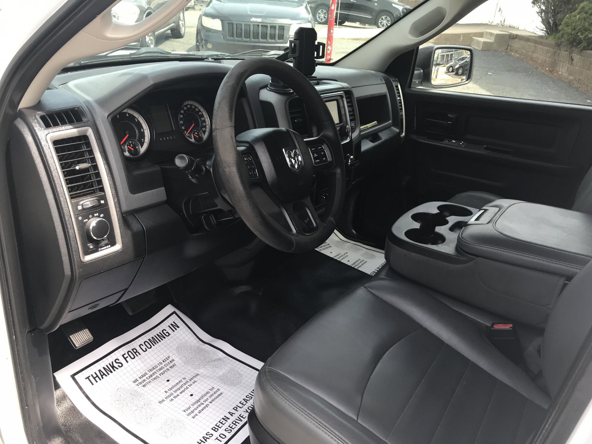 Used 2016 RAM 1500 ST RWD image 9
