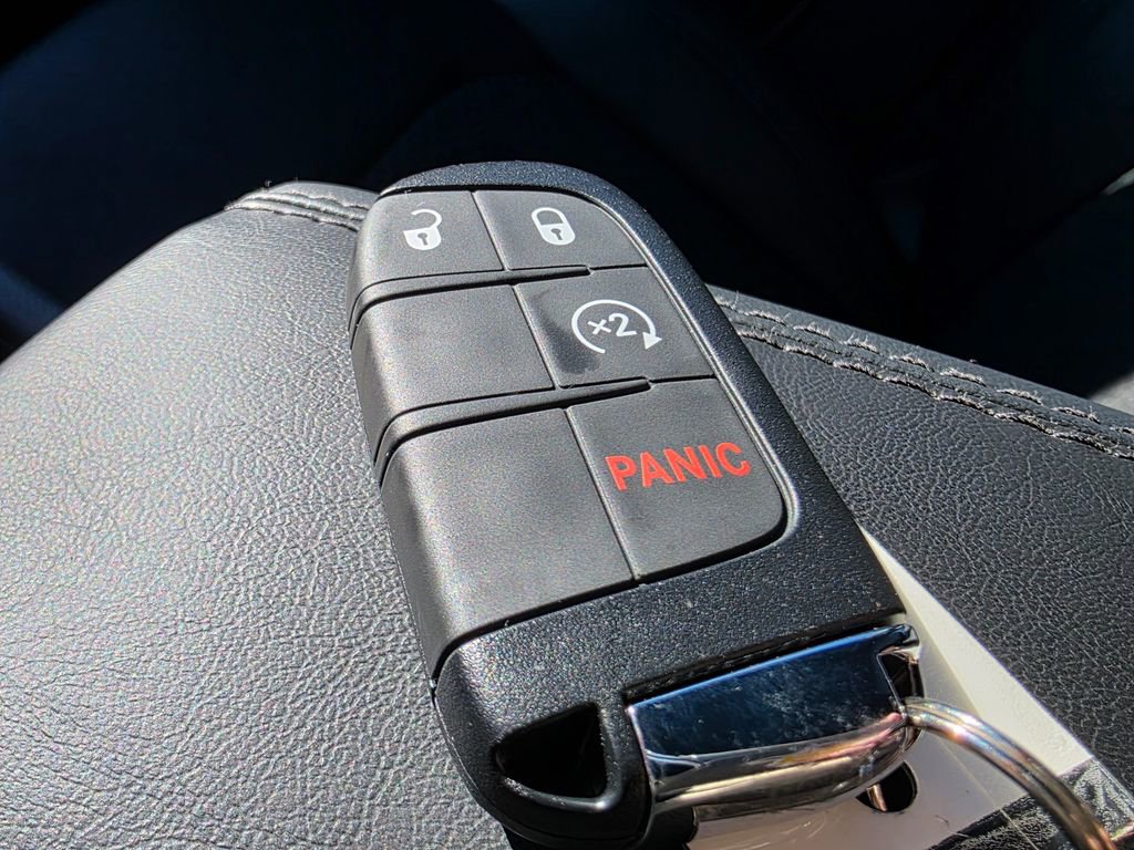 New 2026 Jeep Compass Latitude image 26