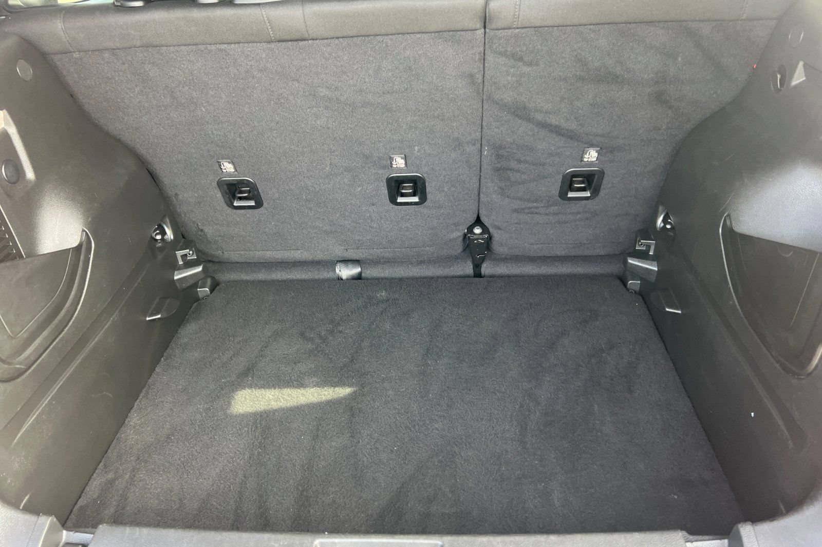 Used 2023 Jeep Renegade Latitude AWD/4WD image 19