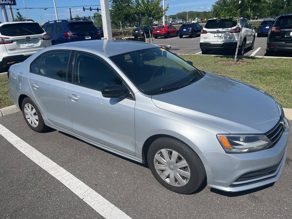 Used 2016 Volkswagen Jetta S FWD image 3