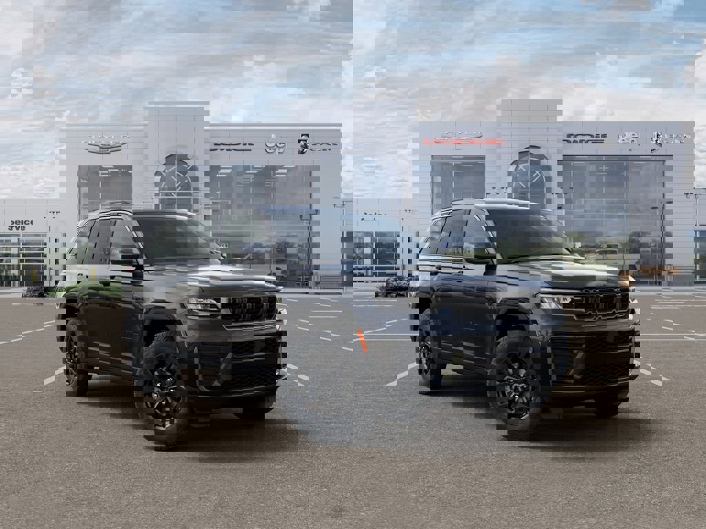 New 2026 Jeep Grand Cherokee Altitude image 5